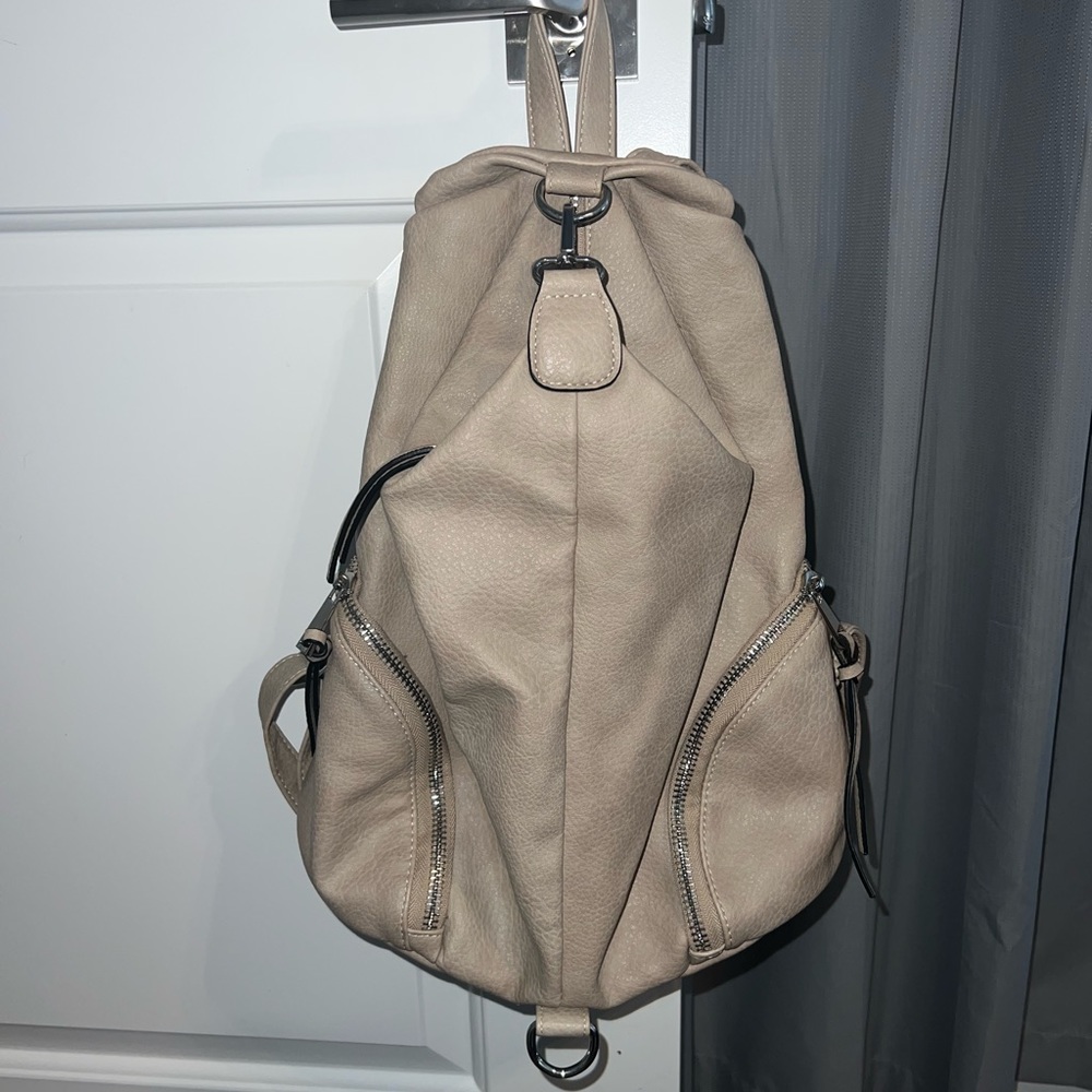 Target brand backpack - Picture 3 of 8